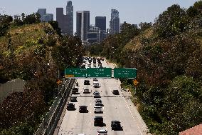 U.S.-LOS ANGELES-UNHEALTHY AIR QUALITY