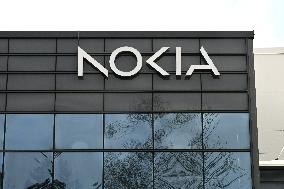 Nokia julkistaa vuoden ensimmäisen neljänneksen taloudellisen katsauksensa klo 8, sijoittajapuhelu klo 11.30