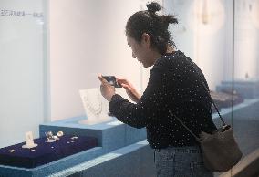 CHINA-HAINAN-HAIKOU-ART EXHIBITION-ANCIENT GLASS (CN)
