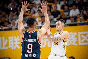 (SP)CHINA-HANGZHOU-BASKETBALL-CBA LEAGUE-ZHEJIANG VS GUANGDONG (CN)