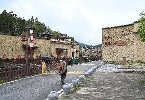 CHINA-FUJIAN-VILLAGE-YELLOW WINE (CN)