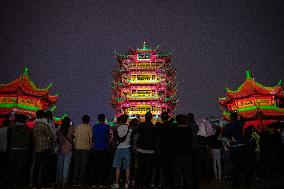 CHINA-HUBEI-WUHAN-HUANGHELOU-LIGHT SHOW (CN)