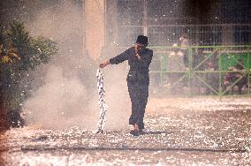 INDONESIA-YOGYAKARTA-EID AL-FITR-CELEBRATION-FIRECRACKERS