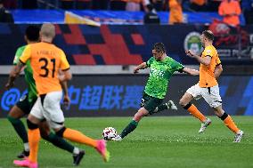 (SP)CHINA-QINGDAO-FOOTBALL-CSL-QINGDAO HAINIU VS BEIJING GUOAN (CN)