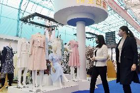Women's fashion fair in Pyongyang