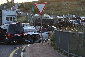 MIDEAST-ARIEL-ATTEMPTED CAR-RAMMING ATTACK