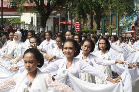 INDONESIA-SURAKARTA-INT'L DANCE DAY