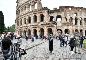 ITALY-ROME-CHINESE TOURISTS