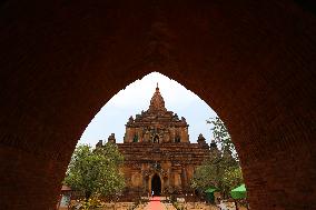 MYANMAR-BAGAN-SCENERY