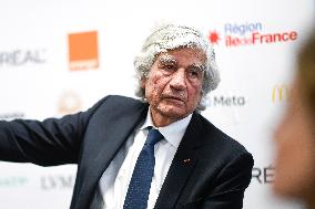 Inauguration Of The New Class Of l’Escalator - Levallois