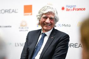 Inauguration Of The New Class Of l’Escalator - Levallois