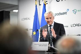 Inauguration Of The New Class Of l’Escalator - Levallois