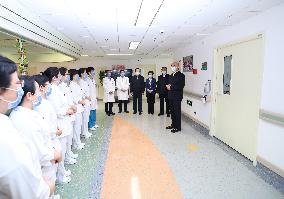 CHINA-BEIJING-LIU GUOZHONG-PEKING UNIVERSITY FIRST HOSPITAL-VISIT (CN)