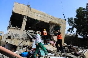 MIDEAST-GAZA-KHAN YOUNIS-AIRSTRIKE-DAMAGE