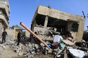 MIDEAST-GAZA-KHAN YOUNIS-AIRSTRIKE-DAMAGE