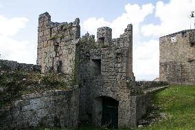 Castro Caldelas Medieval Castle