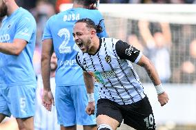 Notts County v Boreham Wood - Vanarama National League Play-Off Semi-Final