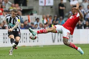 Newcastle United v Arsenal FC - Premier League