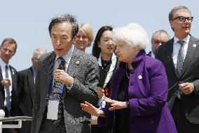 G-7 finance chiefs meeting in Niigata