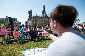 Anti-Abortion Protest - Canada