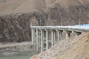 KYRGYZSTAN-BISHKEK-CHINESE-BUILT HIGHWAY(CN)