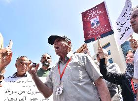 Lebanese Depositors Stage A Protest In Beirut