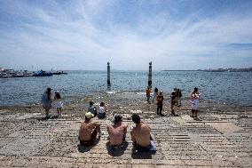 Daily Life In Lisbon