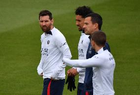 PSG Training - Saint-Germain-en-Laye