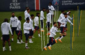 PSG Training - Saint-Germain-en-Laye