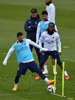 PSG Training - Saint-Germain-en-Laye