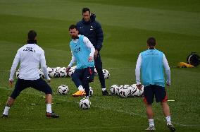 PSG Training - Saint-Germain-en-Laye