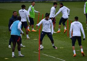 PSG Training - Saint-Germain-en-Laye