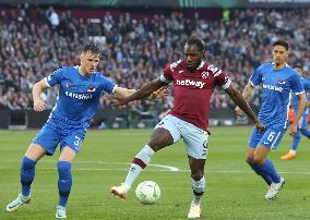 West Ham United v AZ Alkmaar: Semi-Final First Leg - UEFA Europa Conference League