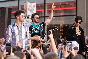 Jonas Brothers At Today Show Concert - NY