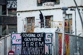 Tension Around A Squatted House In Barcelona.