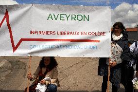 Toulouse: District Nurses Protest In Front Of The Regional Agency For Health For Better Rates