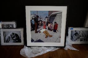 Los Pinos Cultural Complex Pays Postmortem Tribute To Mexican Photographer Enrique Metínides
