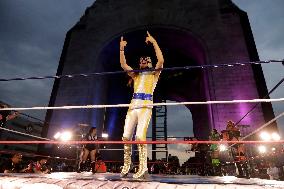 Women's Wrestling Show As Part Of Mother's Day