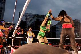 Women's Wrestling Show As Part Of Mother's Day