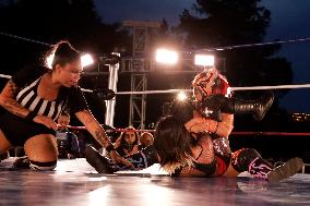 Women's Wrestling Show As Part Of Mother's Day