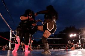 Women's Wrestling Show As Part Of Mother's Day