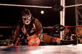 Women's Wrestling Show As Part Of Mother's Day
