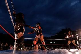 Women's Wrestling Show As Part Of Mother's Day
