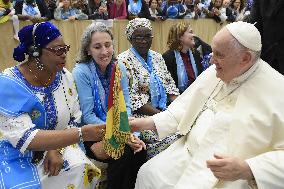 Pope Francis Meets World Union of Catholic Women’s Organizations - Vatican