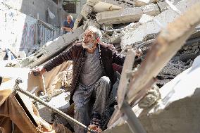 MIDEAST-GAZA CITY-AIRSTRIKES-DAMAGE