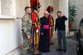 Zelensky Arrives In Vatican