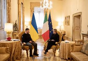 Zelensky meets Italian Prime Minister Giorgia Meloni - Rome