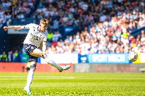 Bolton Wanderers v Barnsley: Sky Bet League One Play-Off Semi-Final First Leg