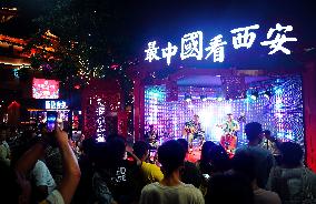 CHINA-SHAANXI-XI'AN-HISTORIC CITY-MUSIC (CN)