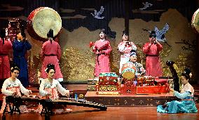 CHINA-SHAANXI-XI'AN-HISTORIC CITY-MUSIC (CN)